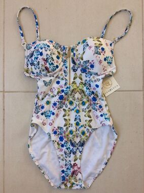 Cyn & Luca Swimwear One Piece Swimsuit Multicolor Floral